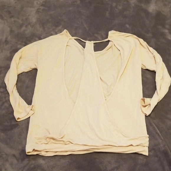 Open back top - Picture 2 of 2